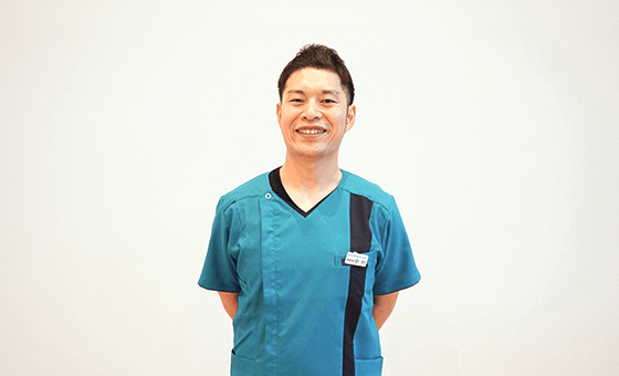 佐賀市の整骨院のデイサービス紹介：明るく元気なスタッフが笑顔で対応します。